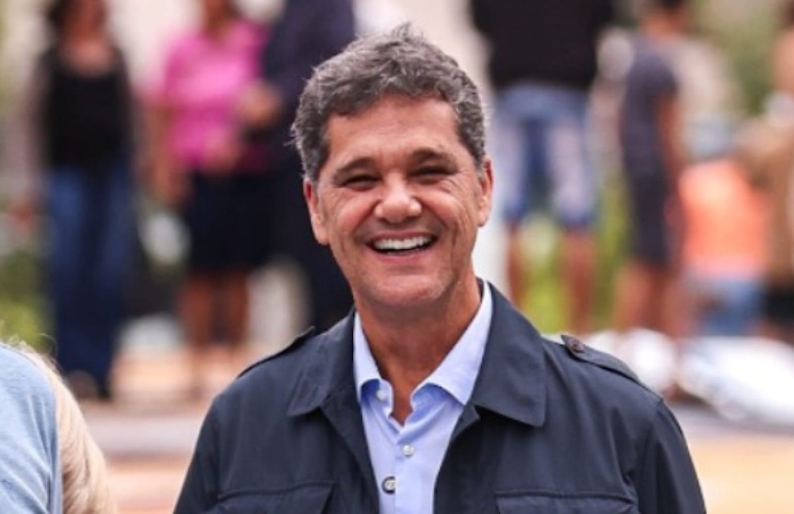 Ricardo Ferraço lidera corrida ao governo do ES com 43% no 1º turno