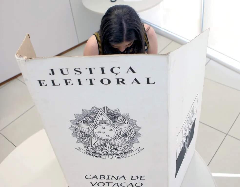 Mulheres são 34,8% das candidaturas registradas para 2026