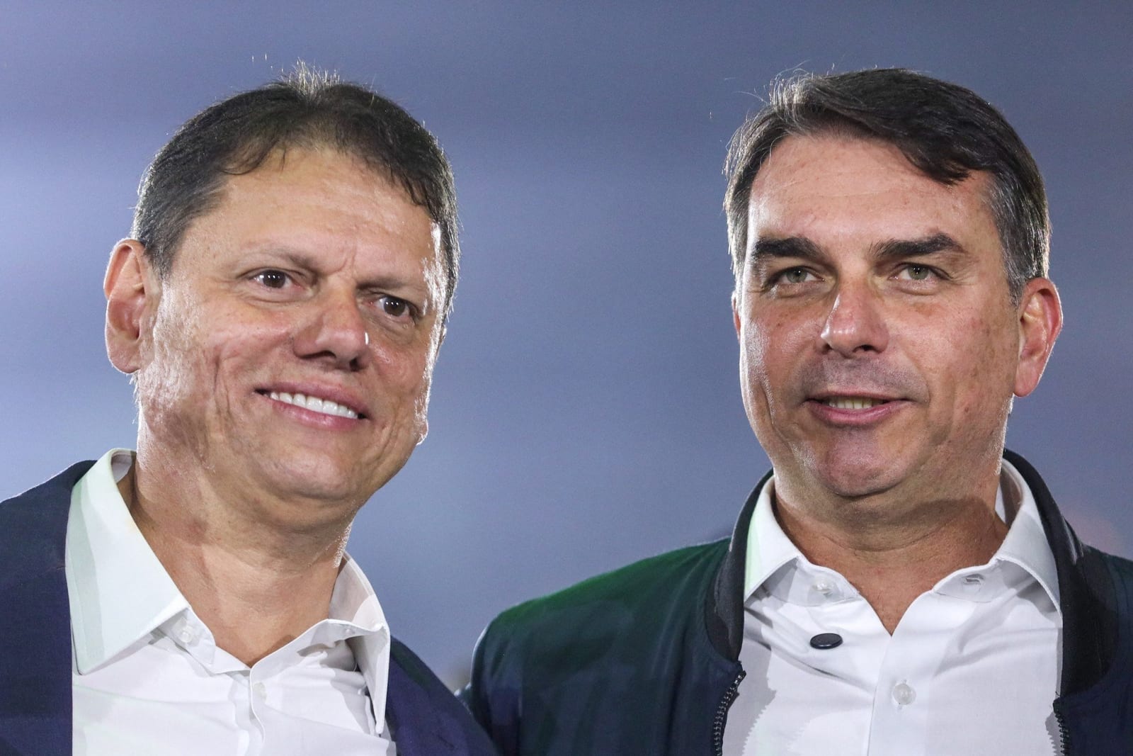 Tarcísio discorda de carta de Flávio Bolsonaro: “Caminho é respeitar o resultado das urnas e seguir em frente”