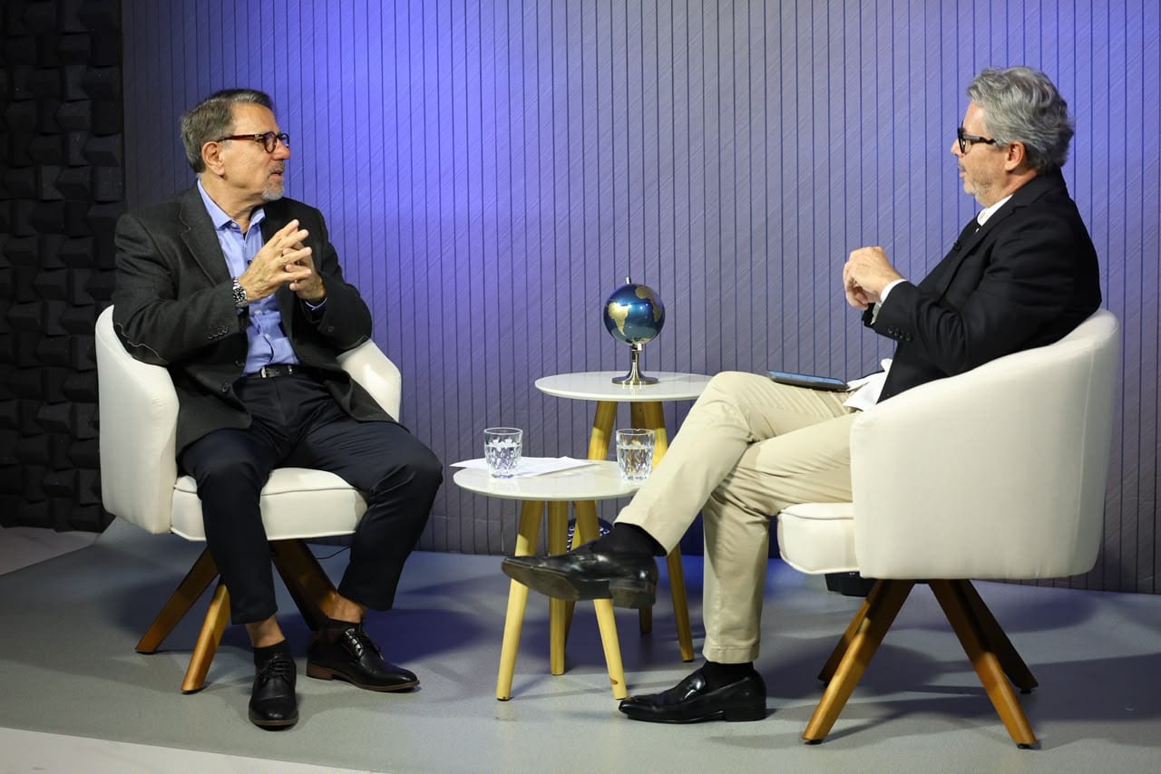 Carlos Ferreira marca conversa sobre quase quatro anos à frente da Câmara