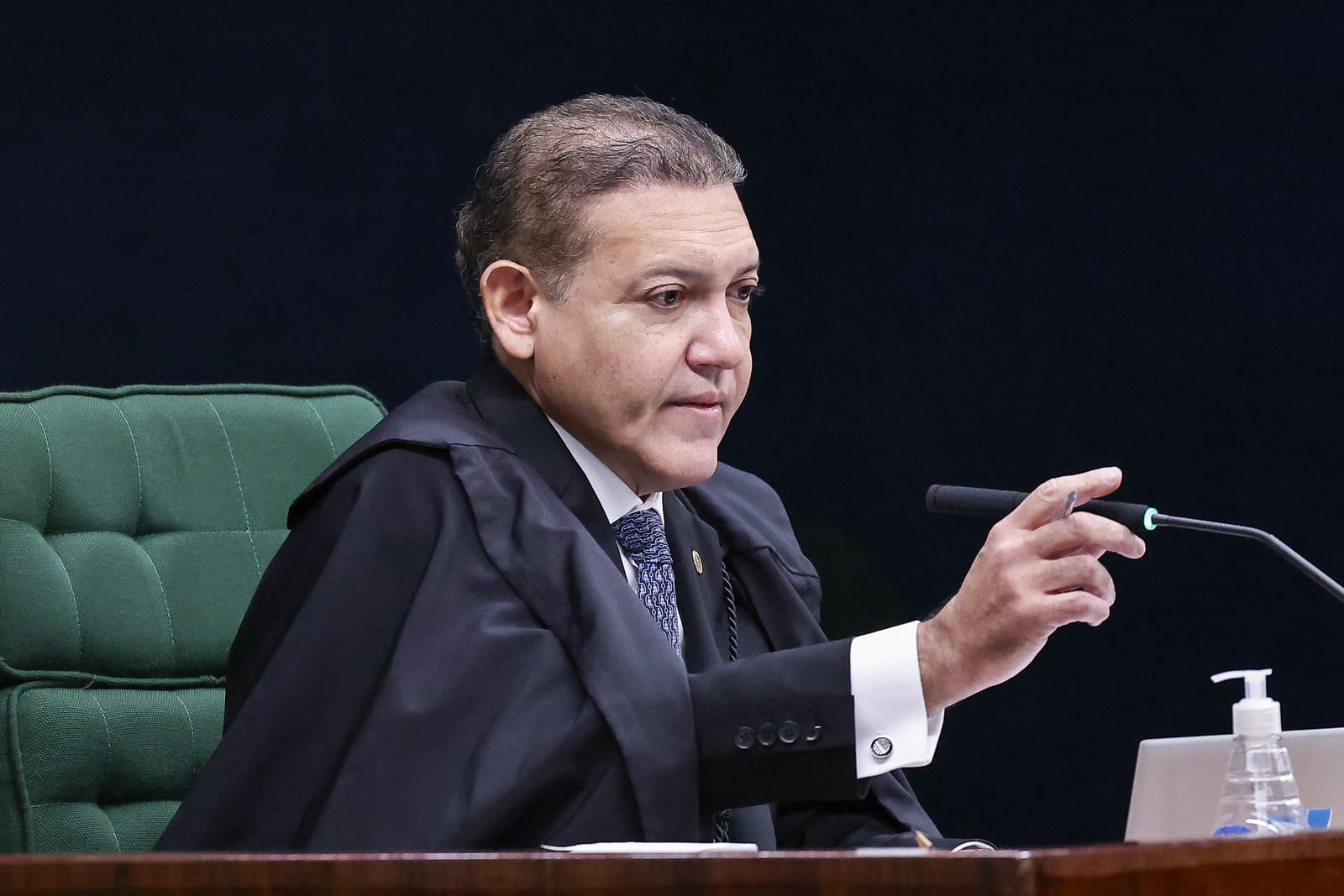 Nunes Marques autoriza retirada do canal “Exército do Lula” da estrutura de campanha