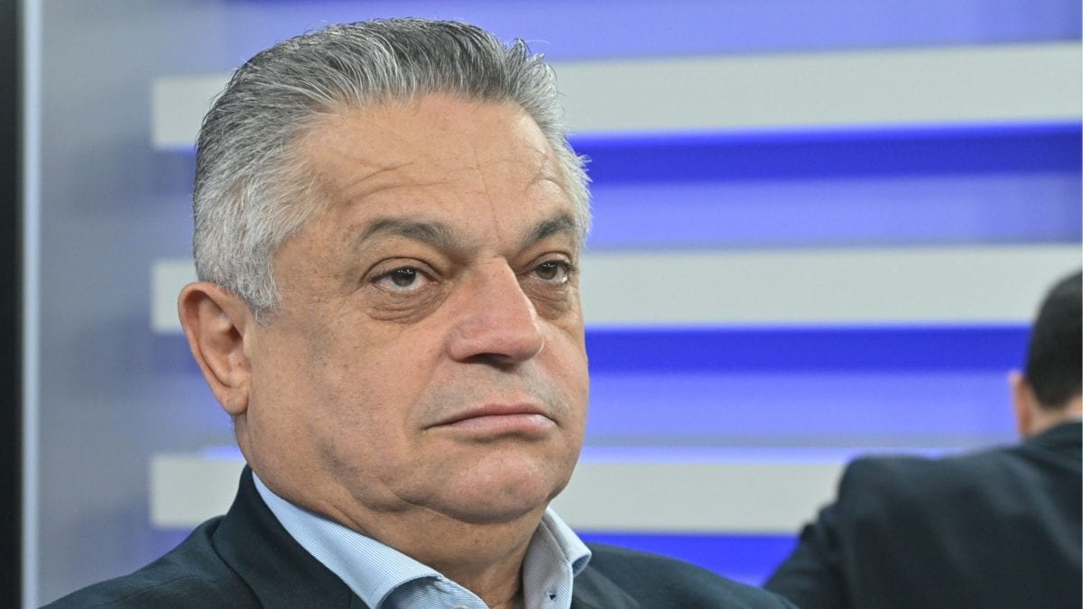 João Rodrigues diz que cortará gastos com mídia se eleito