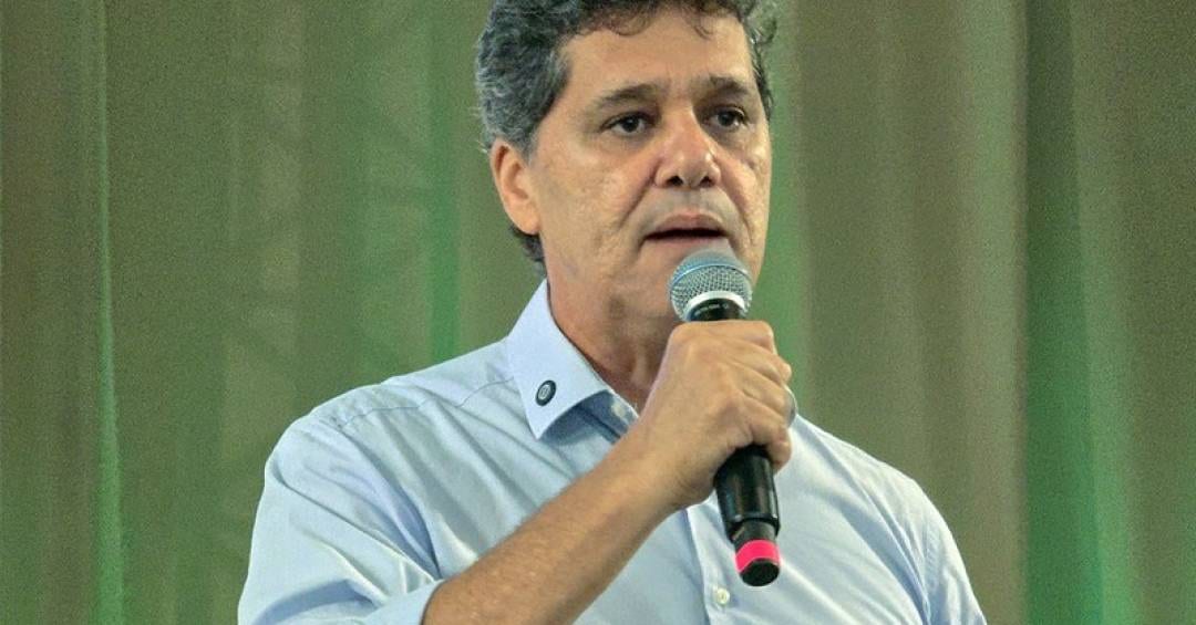 Ricardo Ferraço foi diretor da Rhino antes do filho virar acionista e executivo da Apex