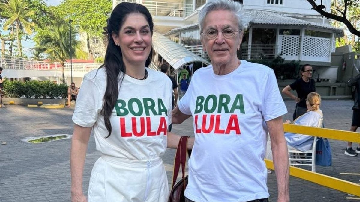 Caetano Veloso convoca ato-show pela democracia no Rio no domingo