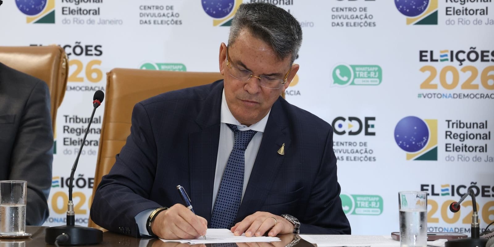 TRE-RJ Solicita Reforço Militar Federal para Garantir a Segurança do Segundo Turno das Eleições