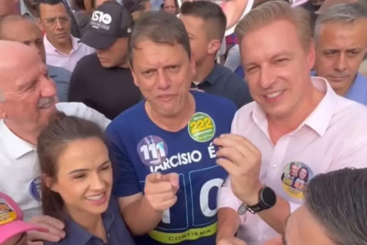 Tarcísio declara apoio a dobrada Bruna Furlan e Igor Soares em Barueri