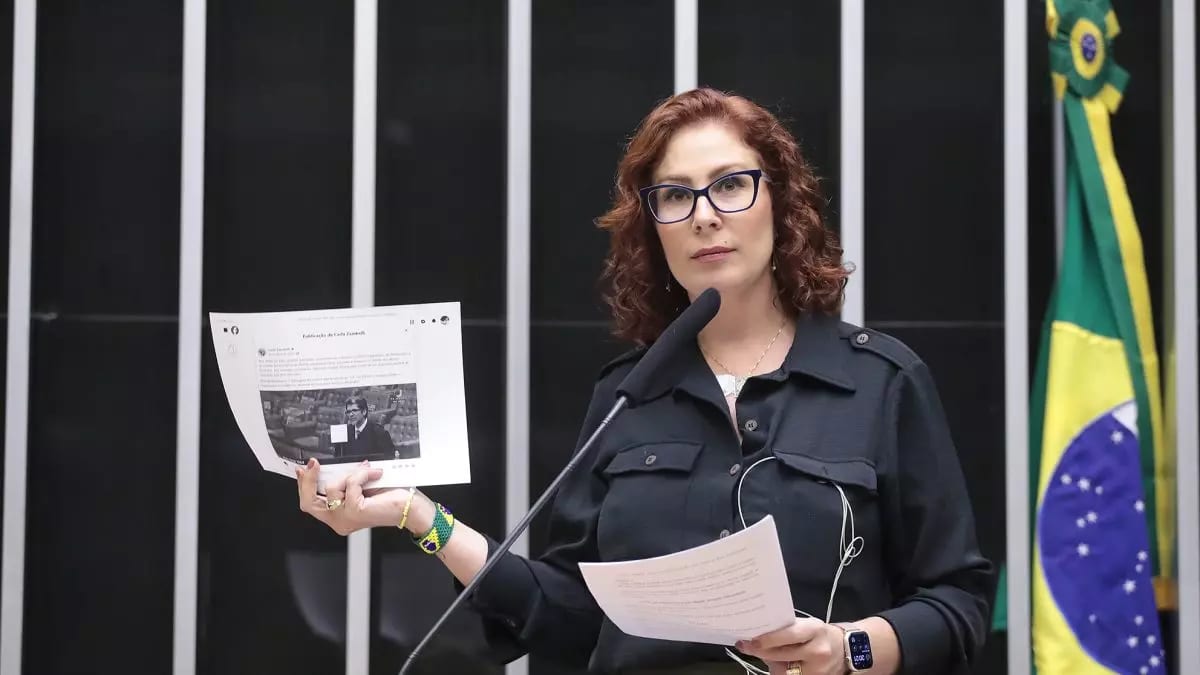 Justiça italiana adia julgamento sobre extradição de Zambelli para 24 de novembro