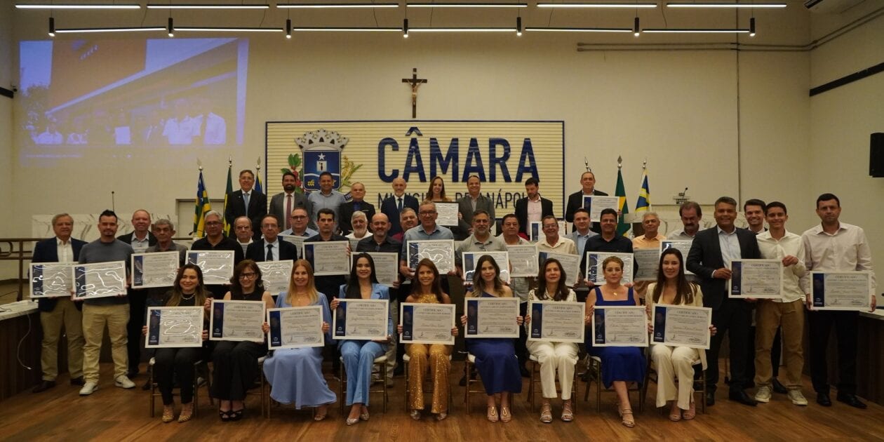 Câmara Municipal homenageia bancários e categoria demonstra poder de mobilização