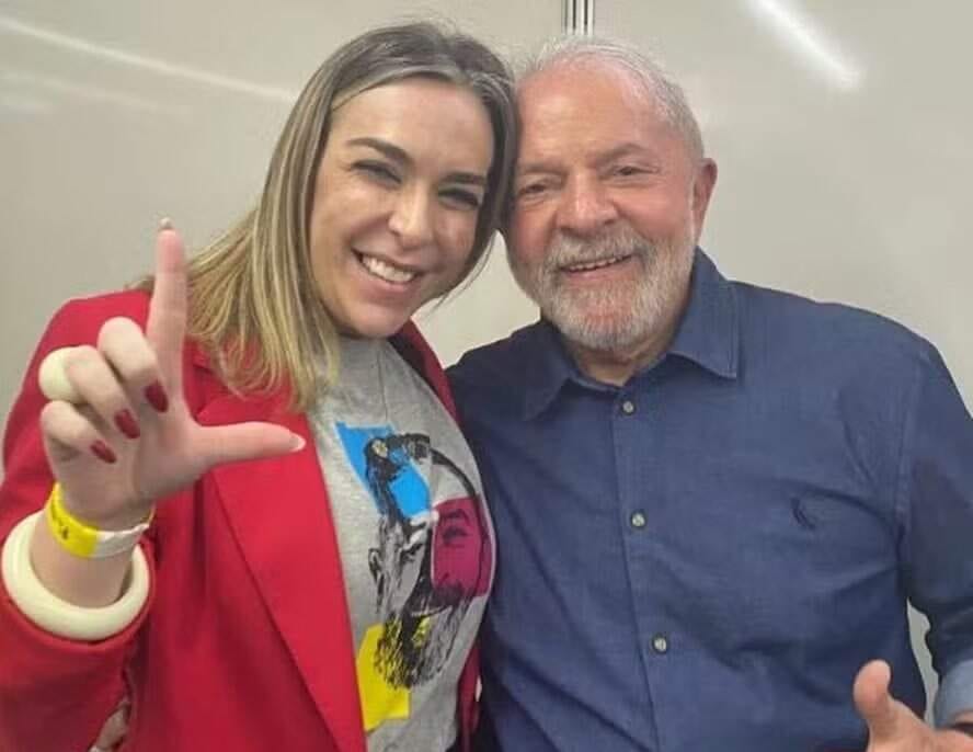 Após Lula dizer não conhecer a lobista Roberta Luchsinger, bolsonaristas postaram nas redes sociais, fotos do petista ao
