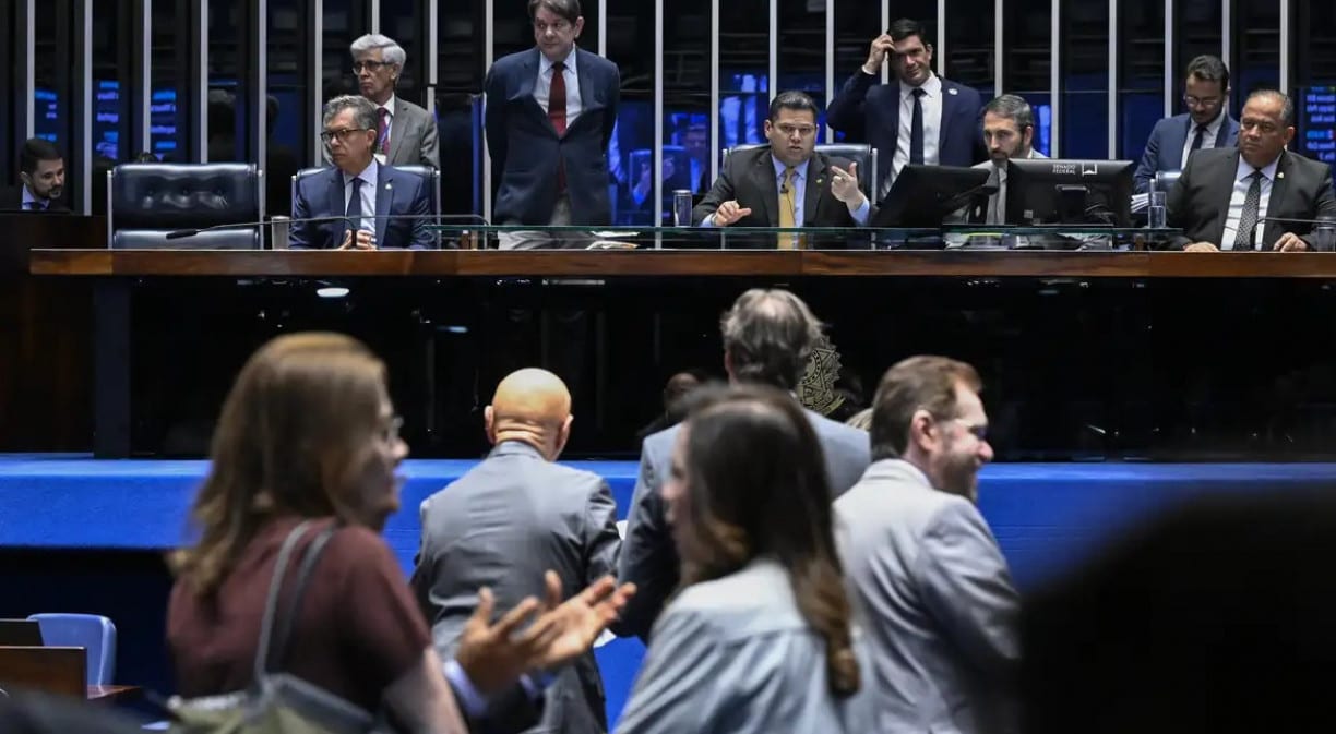 A crise no STF aumenta ainda mais o peso dos dois votos para o Senado