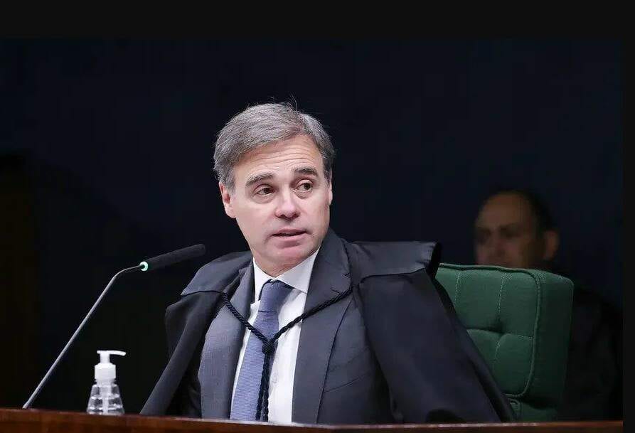 André Mendonça cobra independência da Polícia Federal