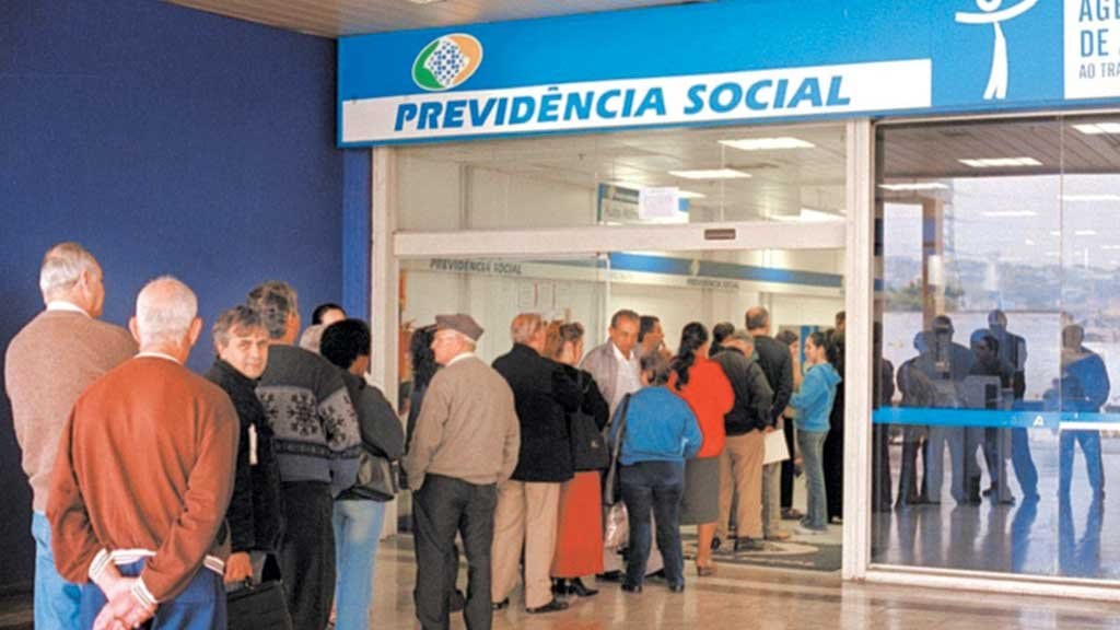 Justiça libera R$ 2,75 bi para atrasados do INSS; confira as regras de saque