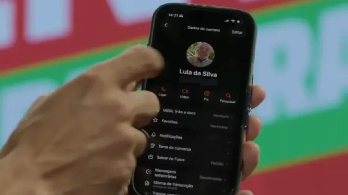 Número de telefone de Lula vaza durante live de Janones e contato se espalha nas redes sociais