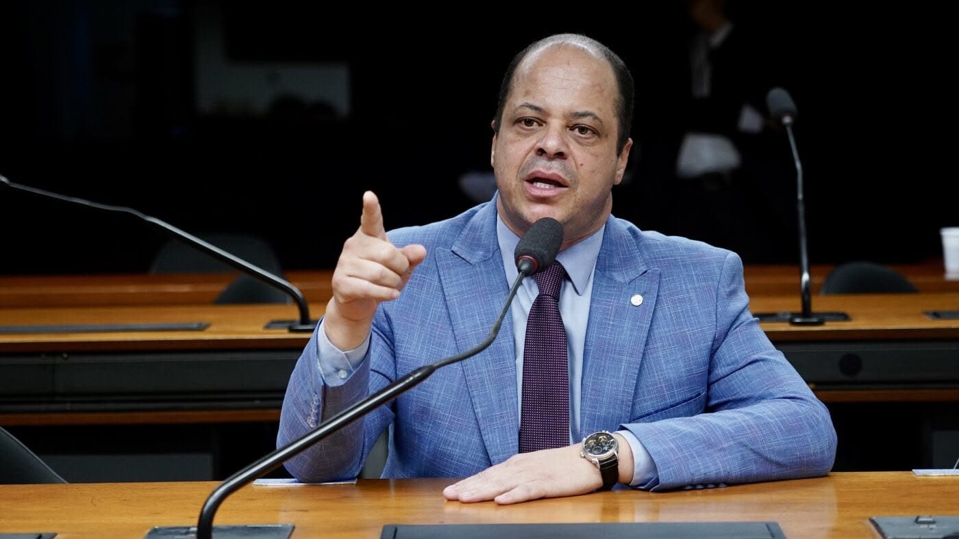 Ribamar Silva propõe piso de R$ 5,7 mil e jornada de 30 horas para fonoaudiólogos