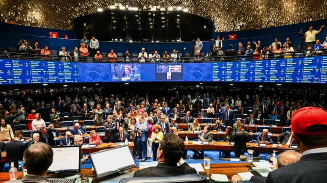 Senado e Câmara acumulam projetos importantes que devem ficar para depois das eleições de 2026