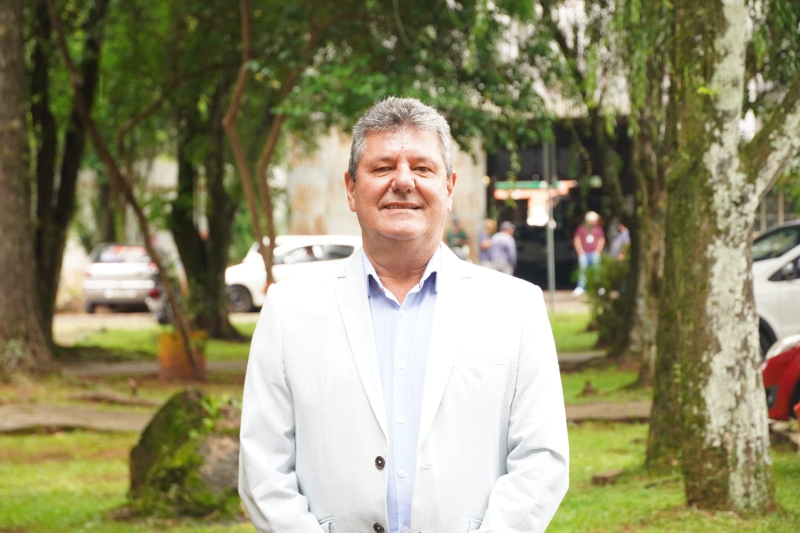 Prefeito Pedro Almeida anuncia João Bordin como novo secretário de Obras