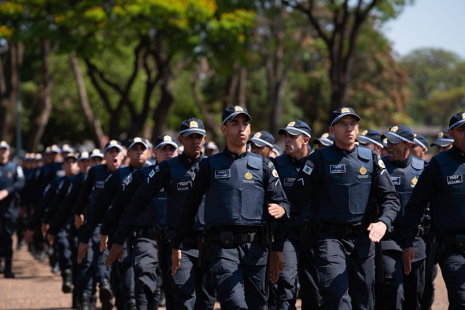 Câmara dos Deputados aprova projeto que facilita aposentadoria integral para policiais e bombeiros