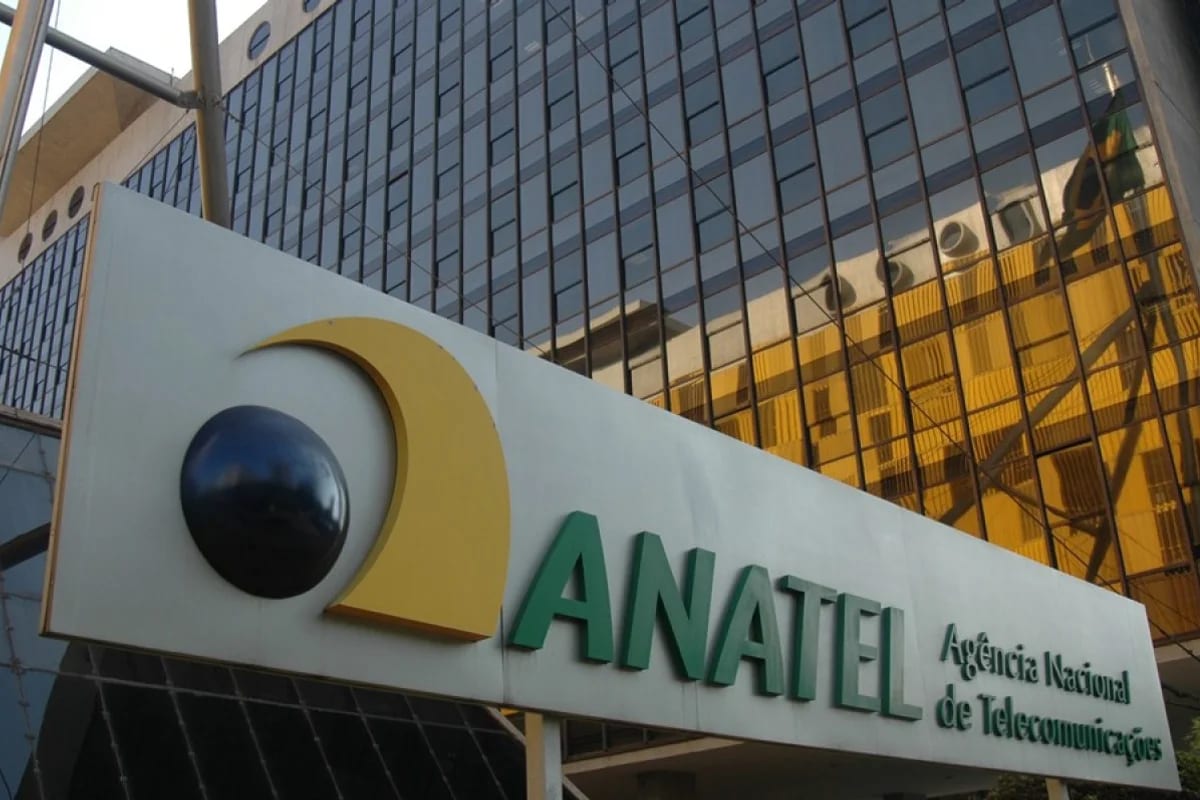 Anatel abre consulta pública para leilão da faixa de 6 GHz sem ouvir ministérios