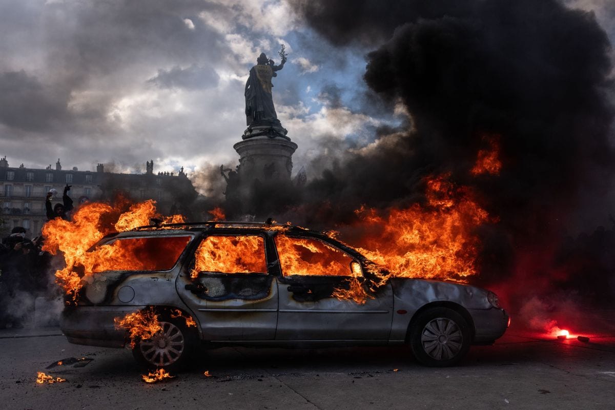 França registra 400 prisões durante protestos de 17 de maio