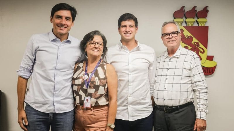João Campos propõe novo plano de carreiras para UPE e novos investimentos na Mata Norte