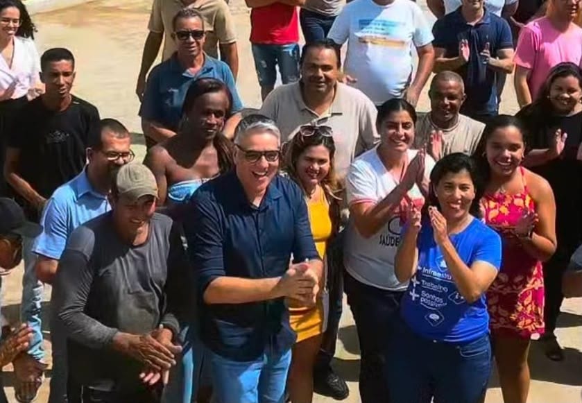 Grupo formado pela ex-prefeita Simone Andrade em Riachão do Dantas contribui para reeleição de Fábio Reis