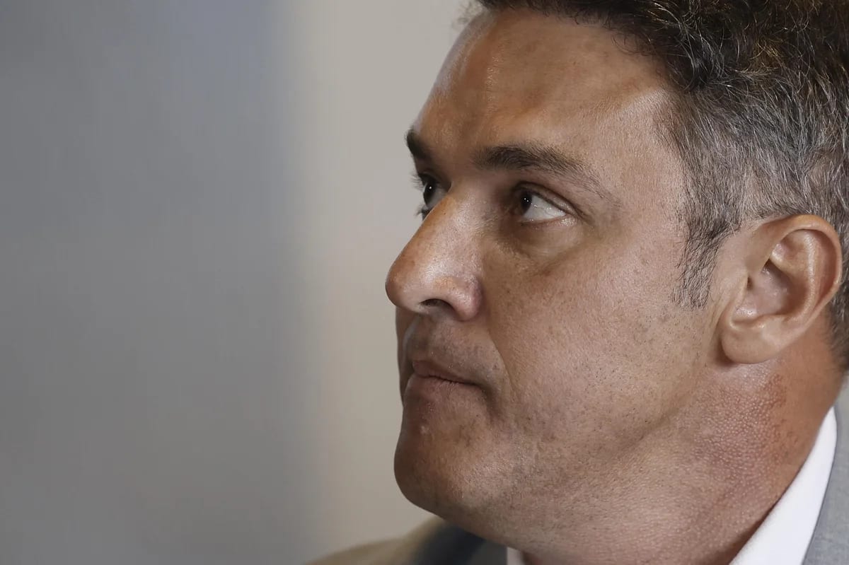 Indicações de Zucco começam a incomodar aliados