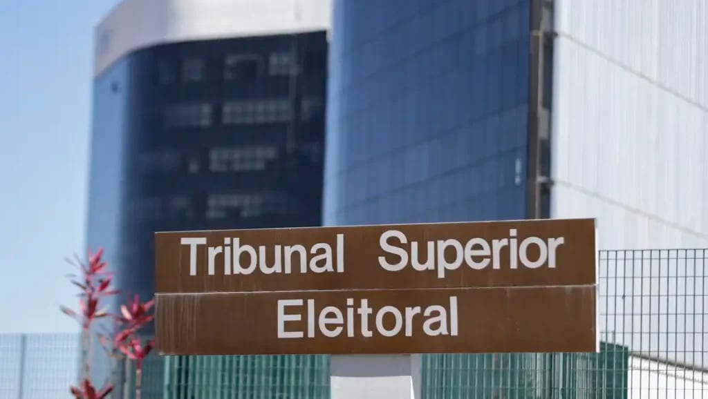 Campanha de Lula pede cassação da chapa de Flávio Bolsonaro por compra de votos com criptomoedas