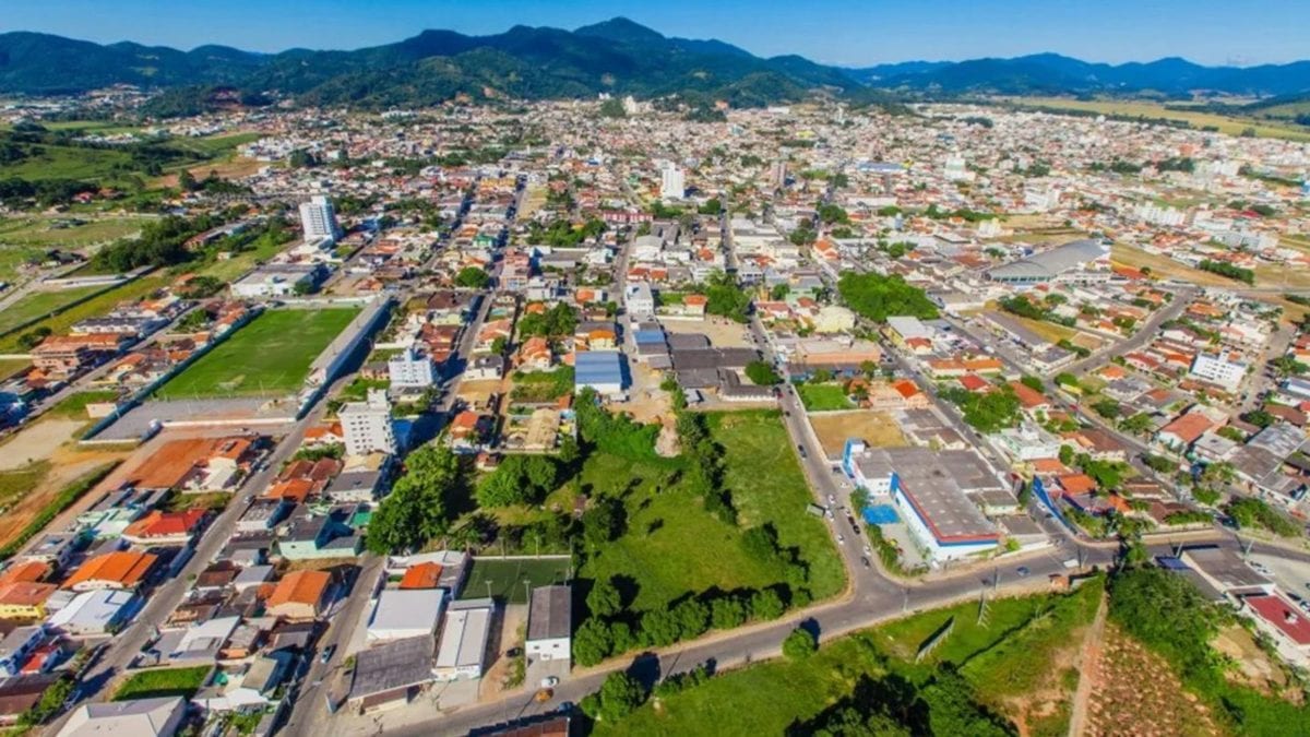 Famílias poderão ganhar materiais de construção, móveis e eletrodomésticos em cidade de SC
