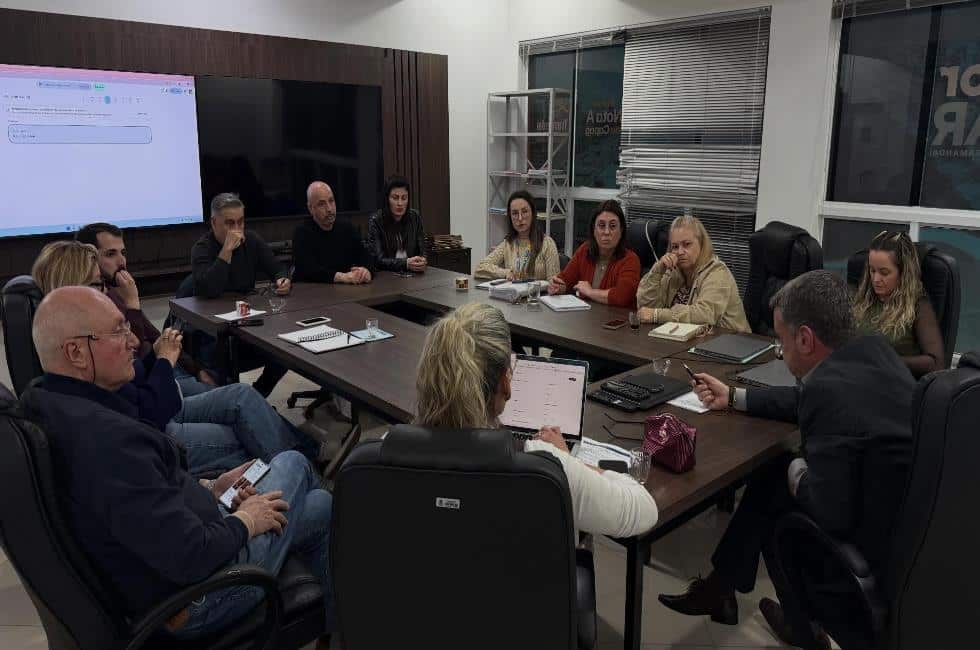 Tramandaí debate ações para ampliar atendimento especializado a alunos autistas