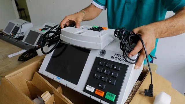 Kassio informa que 1.121 urnas foram substituídas até as 13h