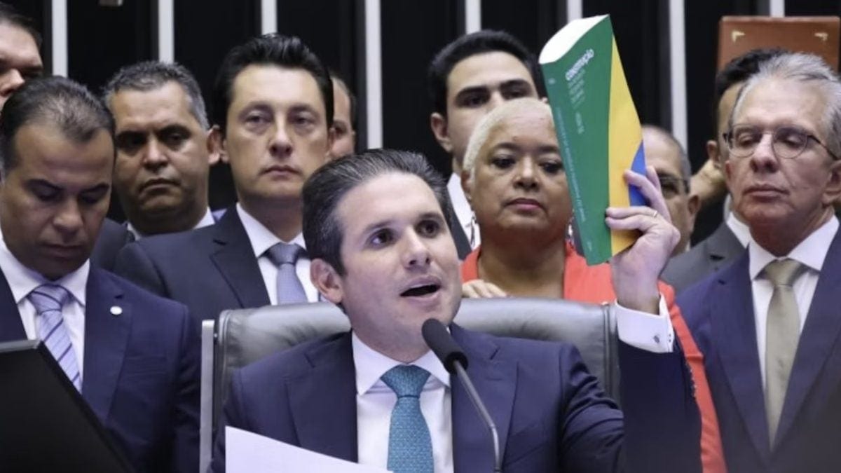 Renovação de 2018 trocou metade da Câmara, mas manteve a elite