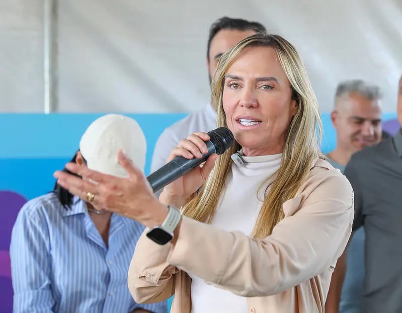 Celina promete “resolver” déficit e crise do BRB na sabatina