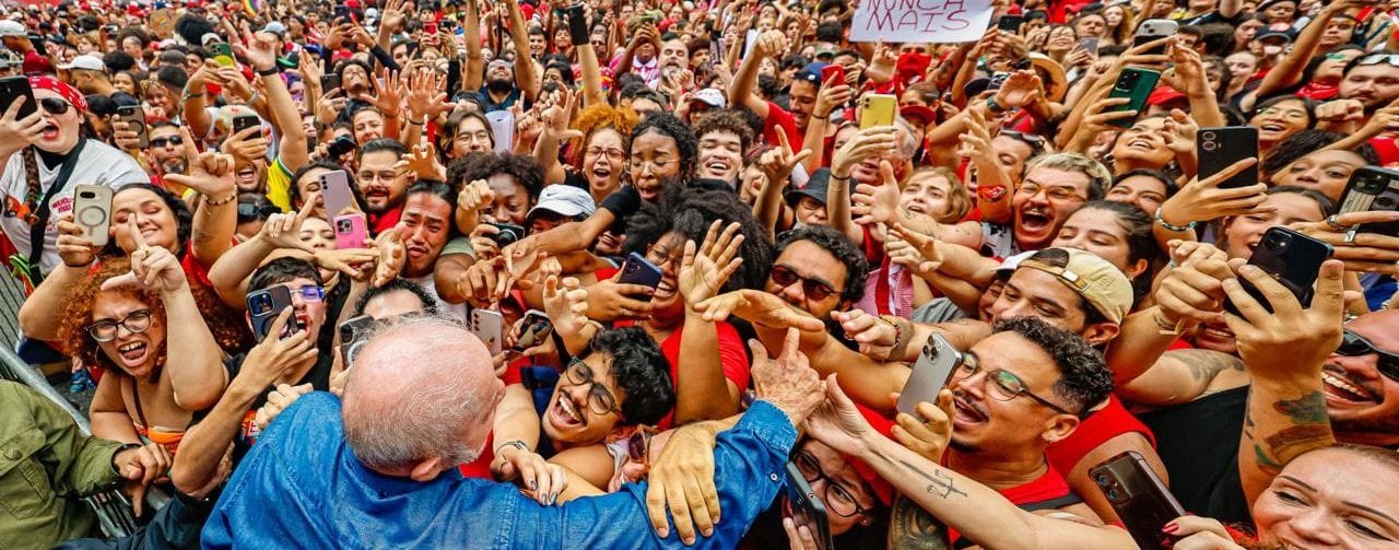 Lula celebra o fim da escala 6×1: conquista histórica de milhões