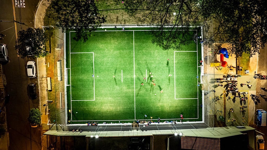 Piovezan entrega área de lazer com campo society e espaço pet no Sartori