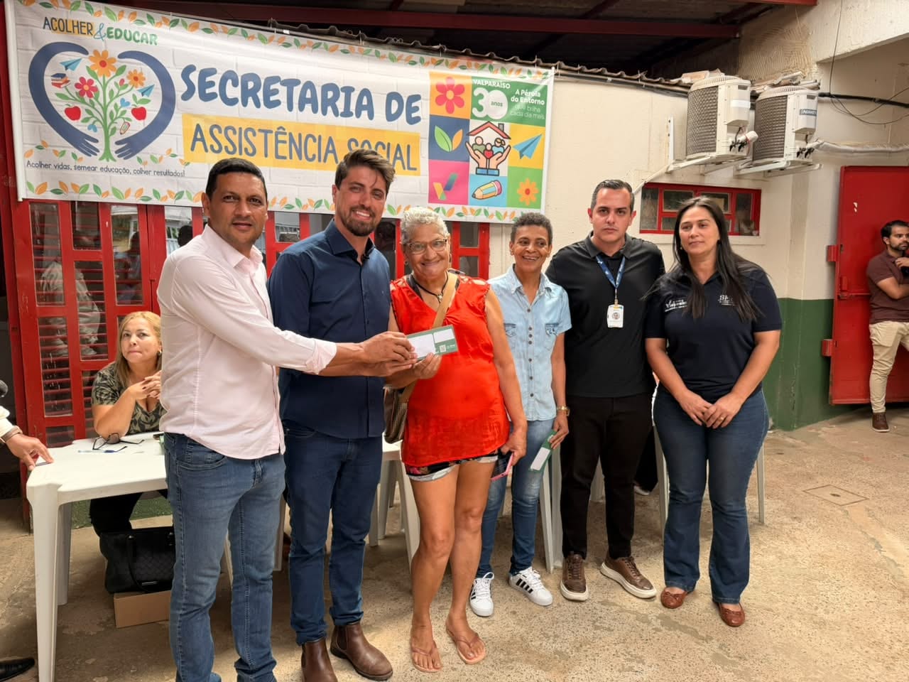 Valparaíso reentrega 168 cartões de programas sociais nesta terça (22)