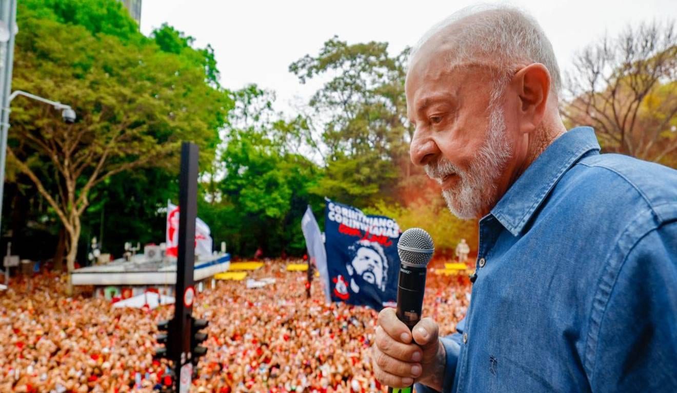 “Estão extrapolando em algumas decisões contra minha campanha”, reclama Lula sobre TSE