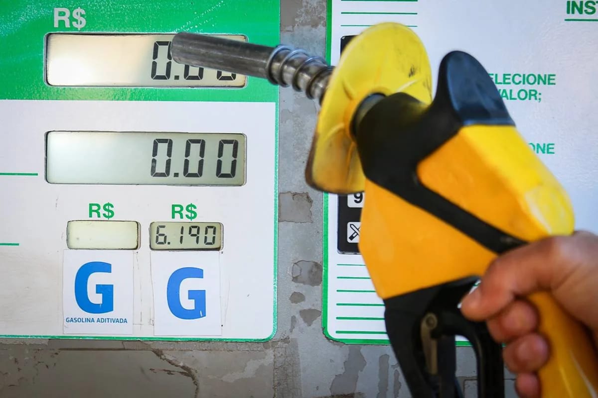 Governo já gastou R$ 40 bilhões para conter preços dos combustíveis