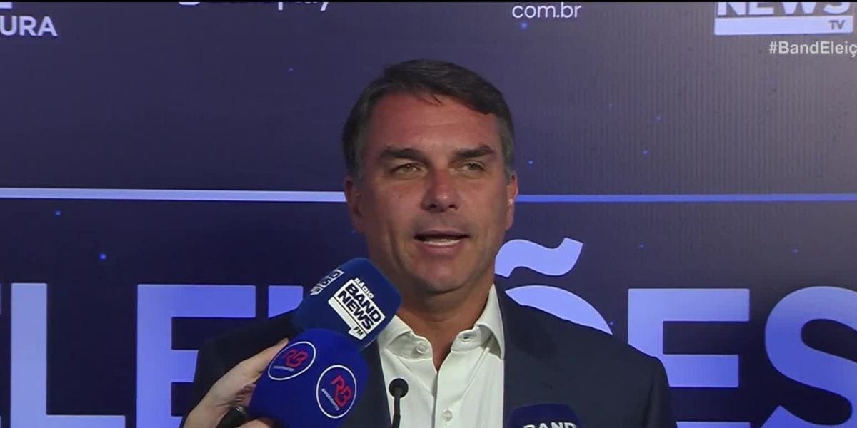 Flávio promete R$ 200 bilhões para abater dívidas de famílias