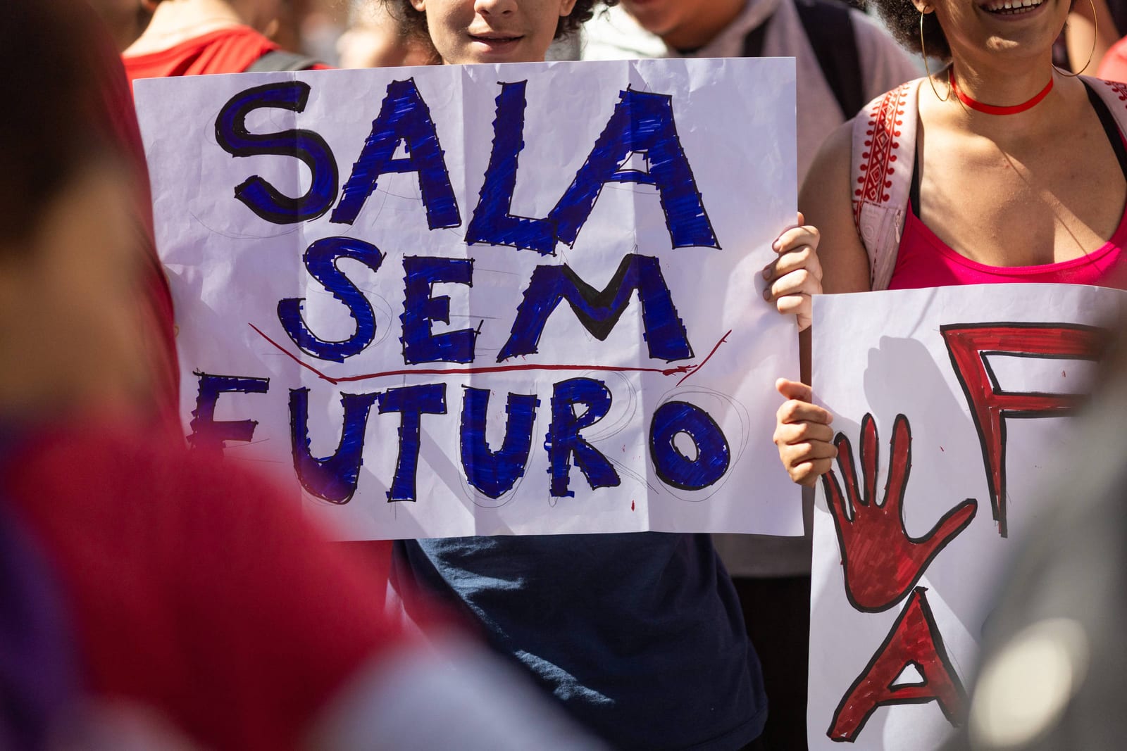 Uso de plataformas digitais para avaliar professores de SP chega ao STF