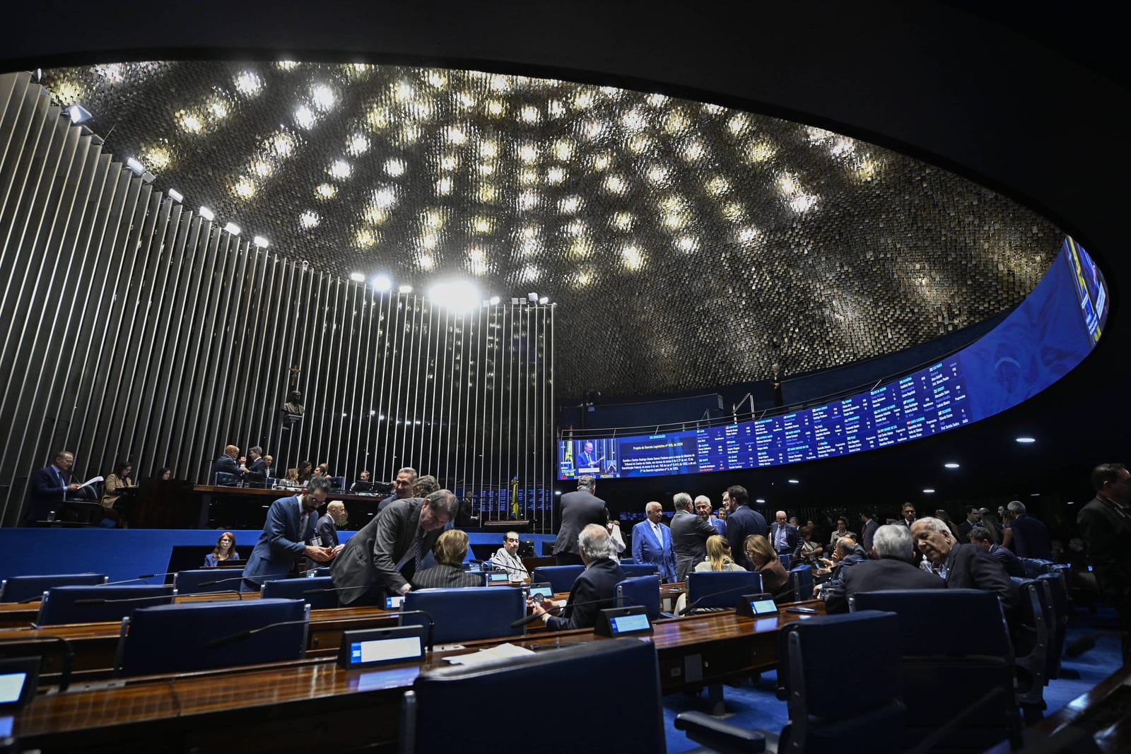 PL repassou R$ 91,6 milhões a candidatos ao Senado; quase o dobro do PT