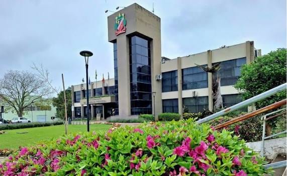 Prefeitura de Canoinhas adota turno único e reduz expediente administrativo a partir de 9 de novembro