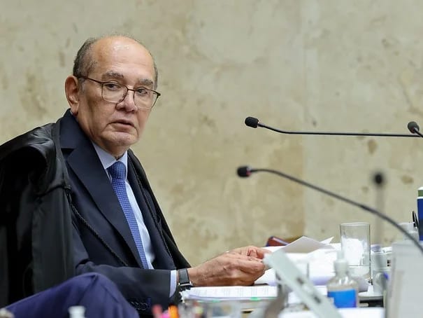 Mendes e Mendonça discutem aos gritos durante sessão do STF