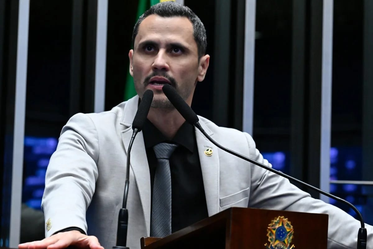 Cleitinho diz que eleitor dele deve votar em Flávio Bolsonaro