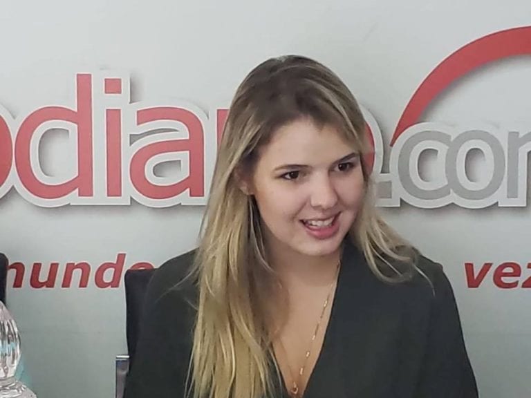 Luisa Canziani pode prosseguir mandato