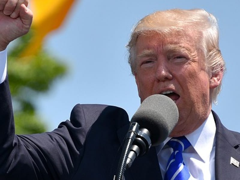Trump questiona eleição brasileira e Alckmin rebate: “equivocado”