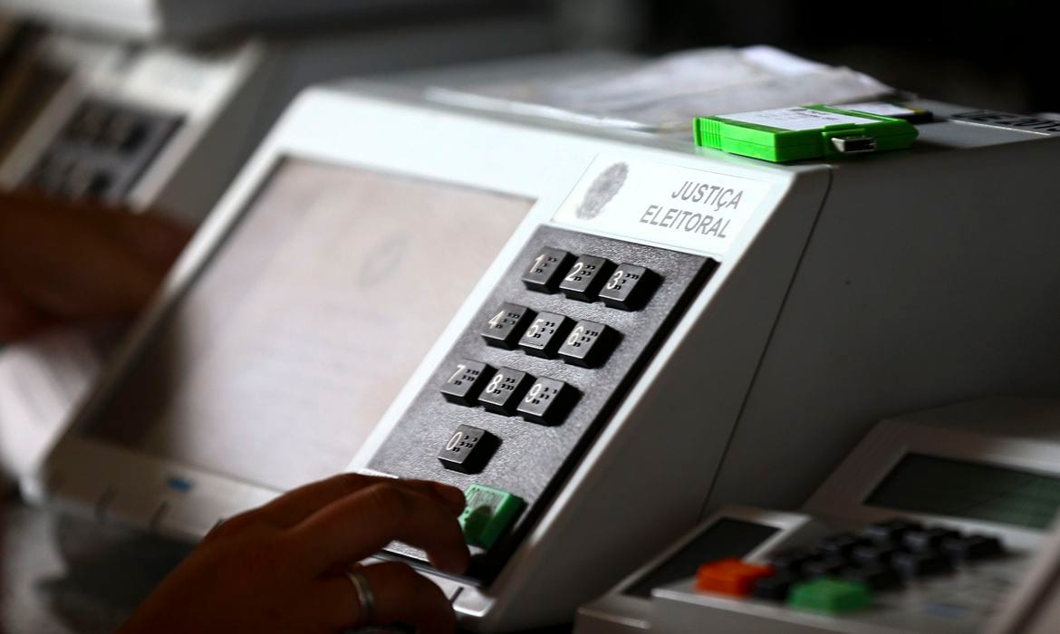 Eleições 2026: votação no segundo turno termina às 17h, pelo horário de Brasília