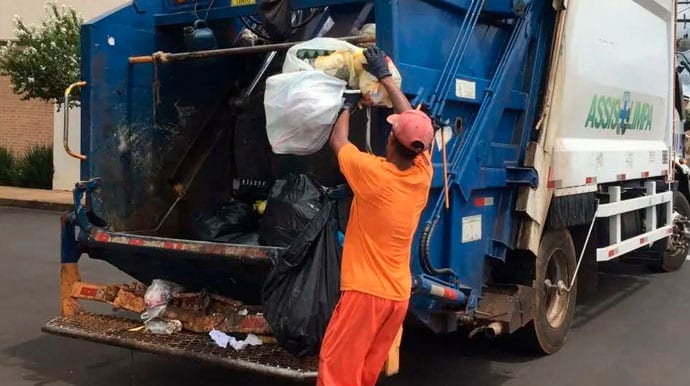 Câmara de Assis vota nesta segunda a devolução da coleta de lixo ao Meio Ambiente