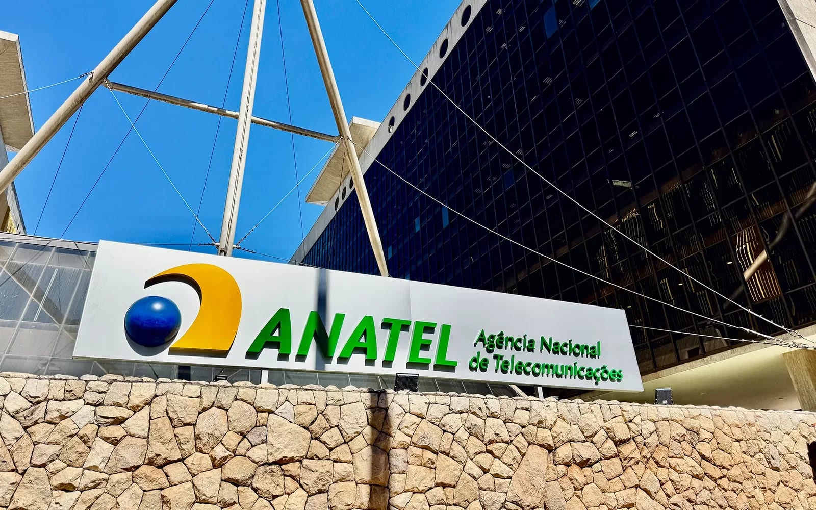 Anatel rejeita ADPF que pede liberação de franquias móveis nas eleições