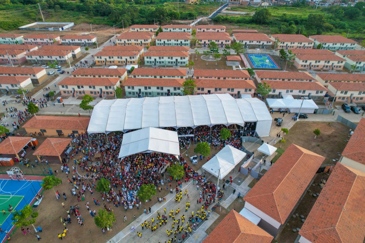 Moradia no Brasil: Lula, Flávio e as lições da China