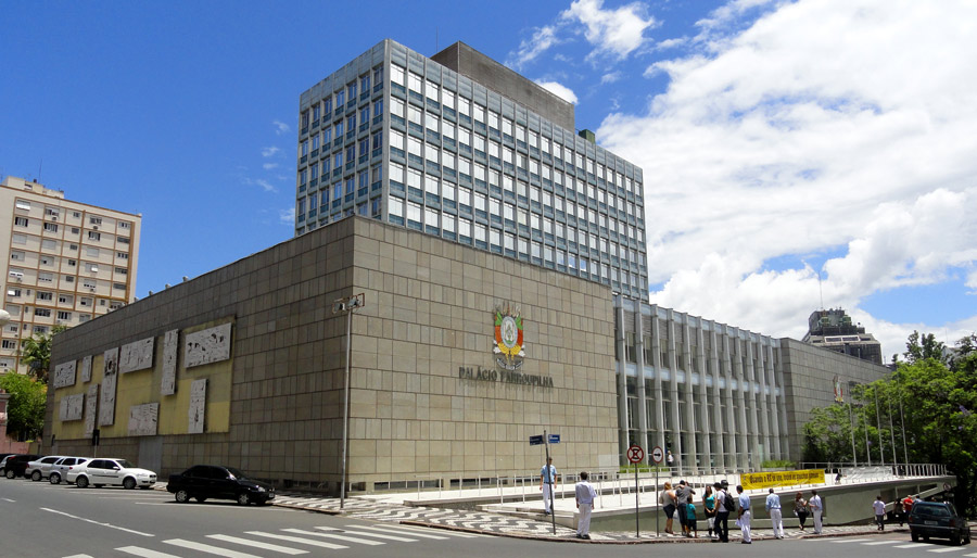 Deputados que buscam reeleição: confira a lista completa!